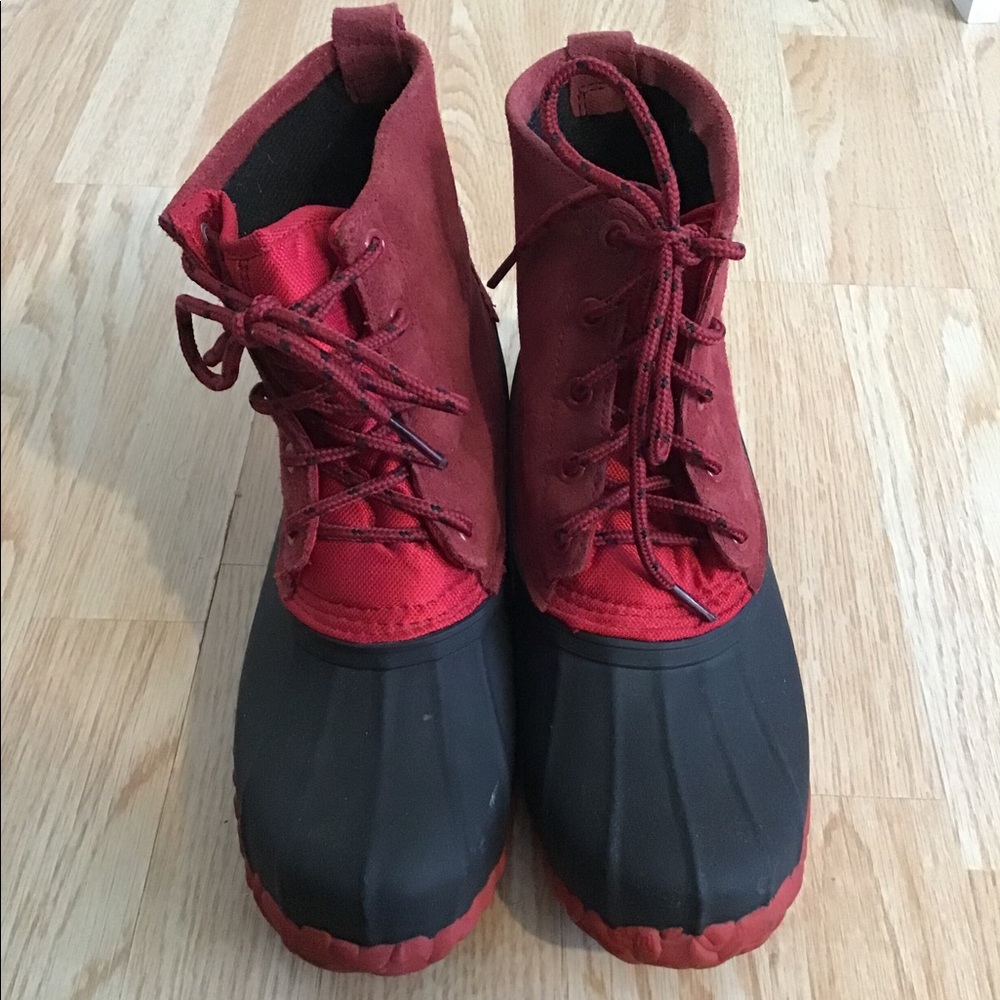 Stylish Red and Black Women's Boots